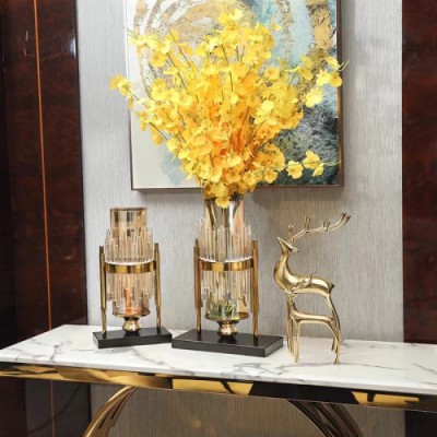 CRYSTAL RADIANCE BLOOM VASE